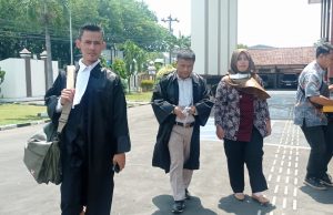 Kuasa Hukum Direktur PT Dua Jangkar Ajukan Eksepsi. Kuasa Hukum : Pasal Yang Didakwakan Tak Nyambung