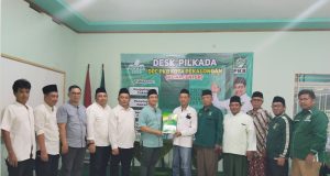 Jelang Pilwalkot Pekalongan, Walikota Aaf Ambil Formulir Pendaftaran ke PKB