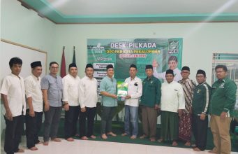 Jelang Pilwalkot Pekalongan, Walikota Aaf Ambil Formulir Pendaftaran ke PKB