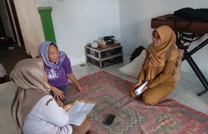 Tingkatkan Perilaku Sanitasi-Higiene Masyarakat, Dinkes Lakukan Verifikasi STBM di Kelurahan Bandengan