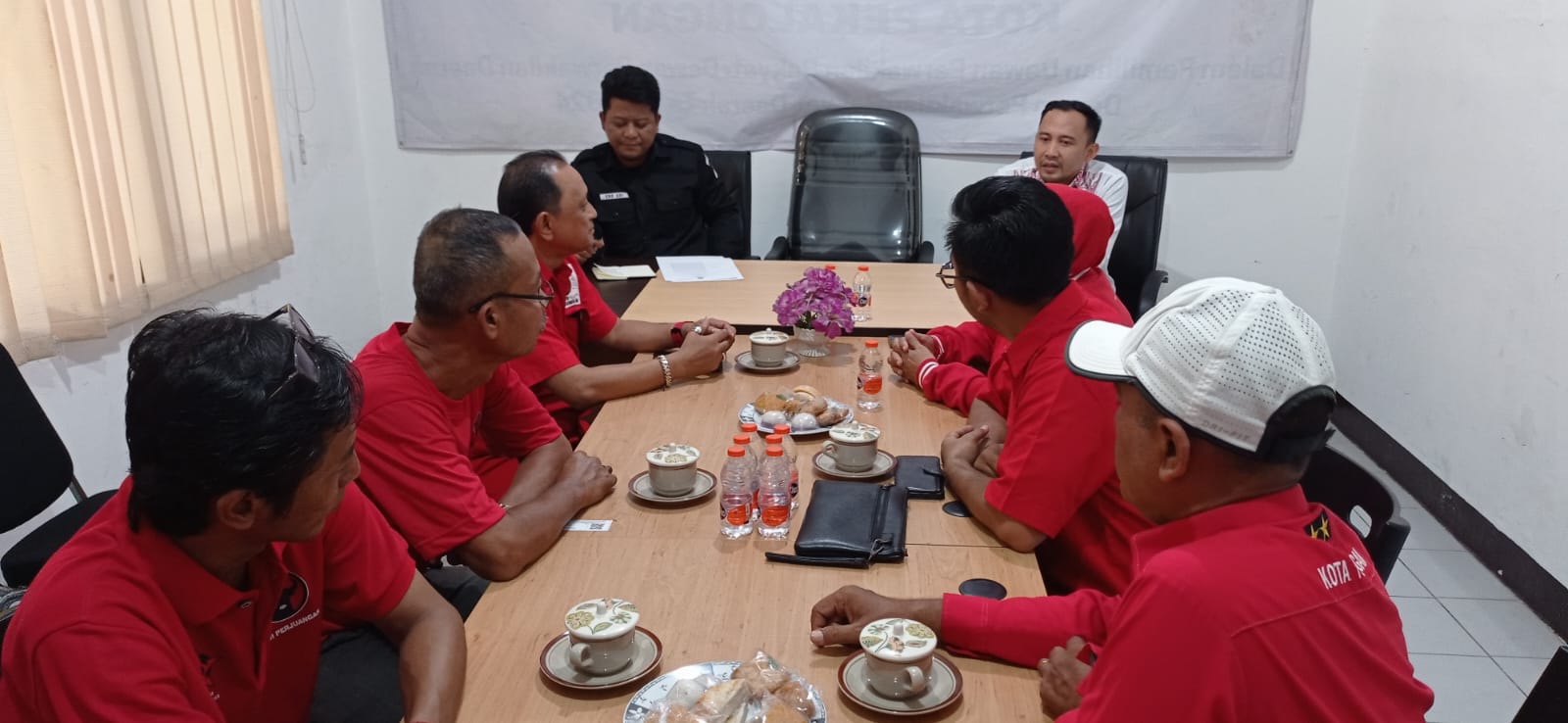 Paska Putusan MK Soal Sanksi Pidana Pelanggaran Netralitas ASN/TNI/Polri, DPC PDI-P Kota Pekalongan Audiensi dengan Bawaslu dan KPU