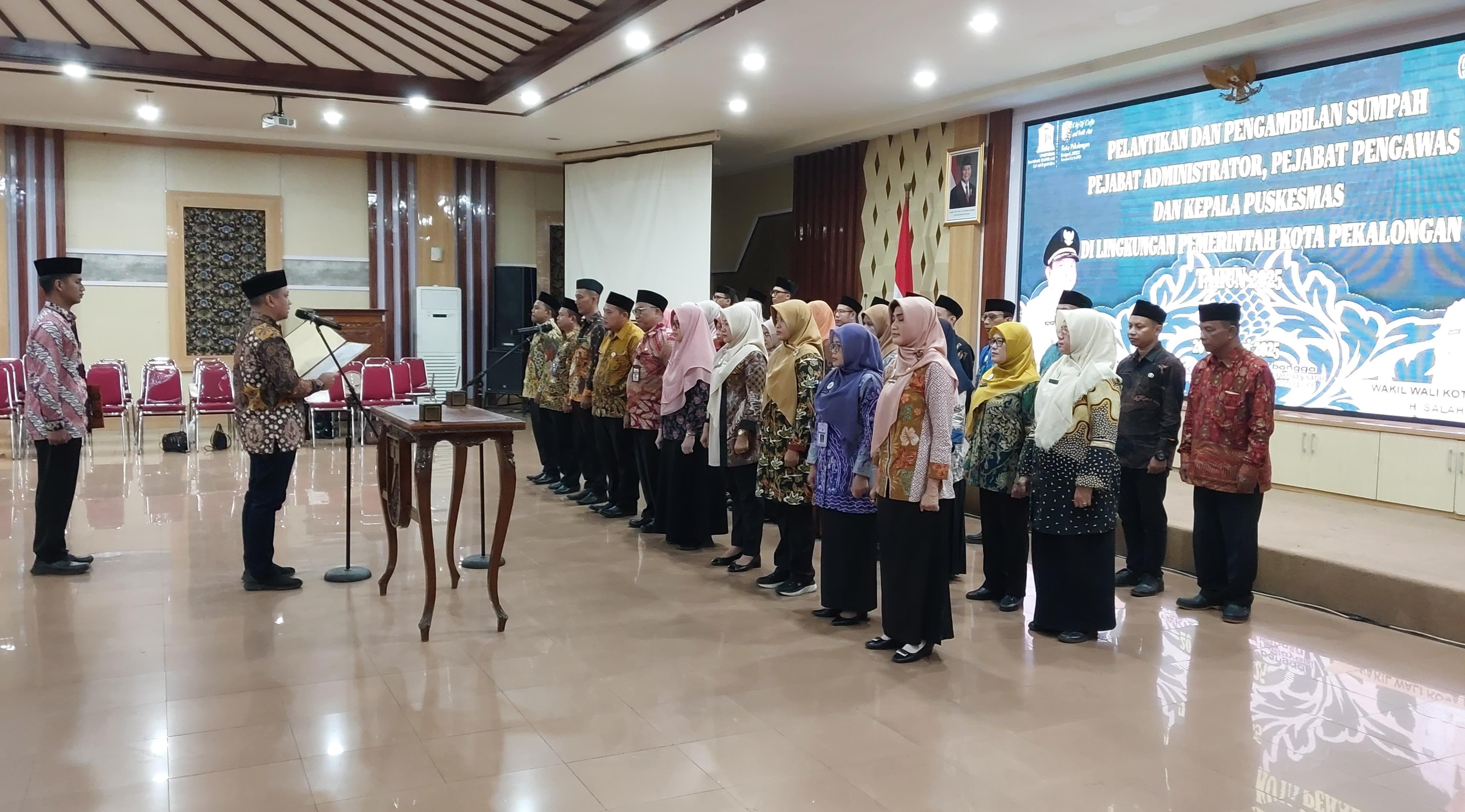 33 Pejabat Dilantik, Walikota Pekalongan : Pengabdian kepada Masyarakat Jadi Prioritas