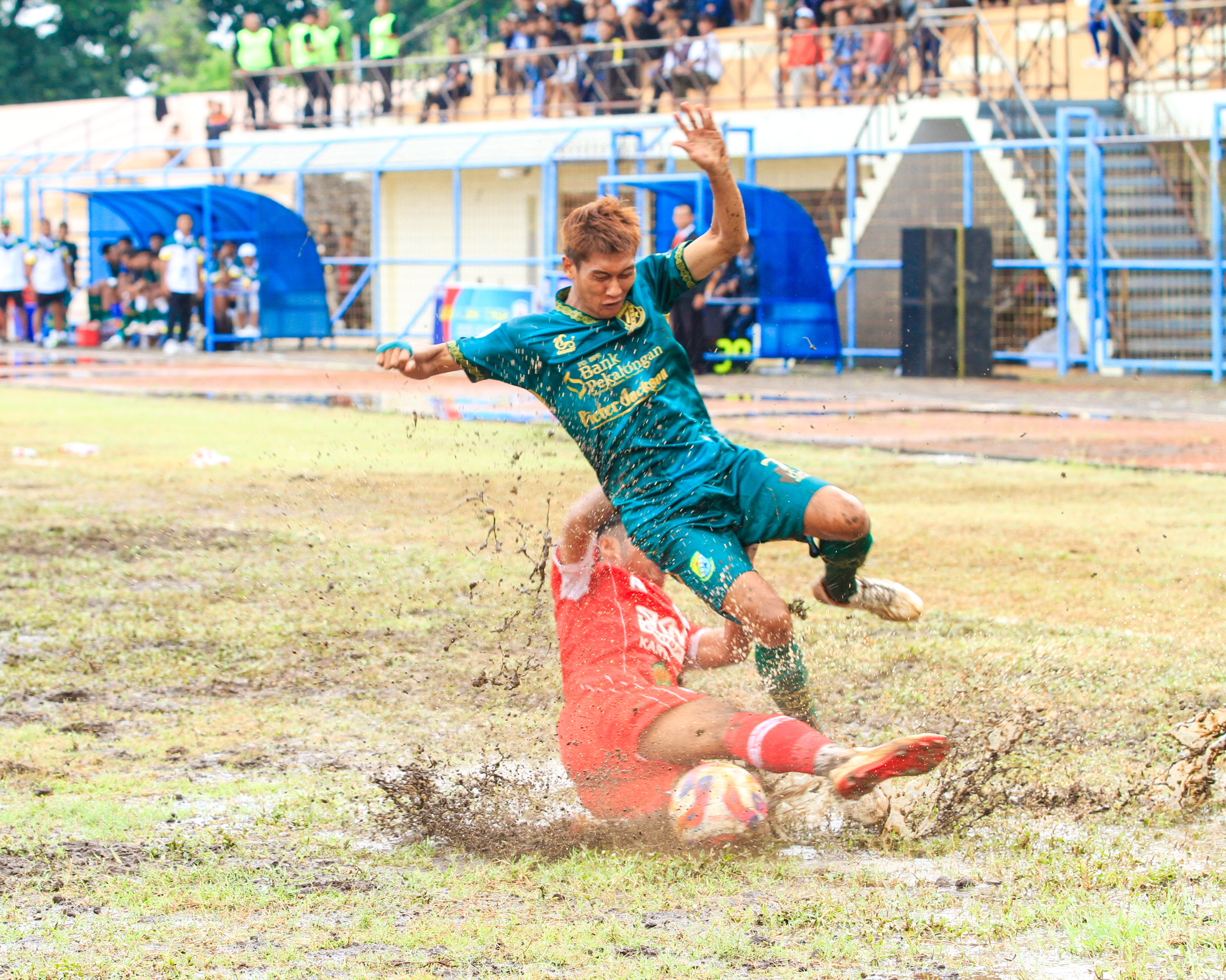 Persip Pekalongan Kalah Main di Kandang Persak Kebumen, Lapangan Becek Usai Diguyur Hujan