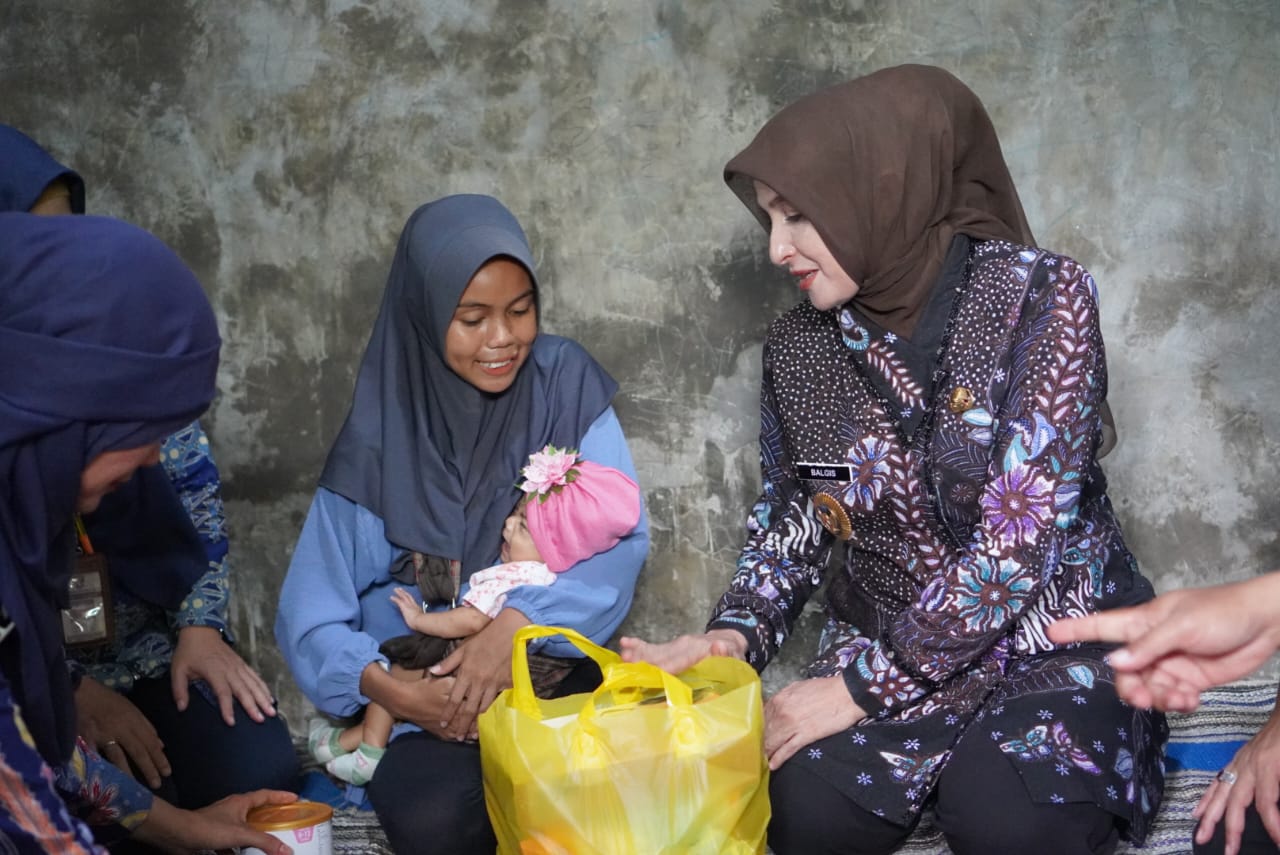 d5bbf389-b24d-4d72-8ea8-c690884930e1