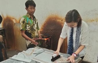 Wamen Ekraf Irene Umar Kunjungi Museum Batik Pekalongan