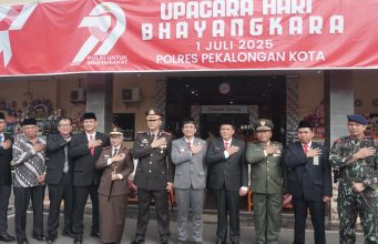 Wali Kota Aaf Hadiri HUT Bhayangkara ke-79. Aaf : Alhamdulillah, Kota Pekalongan Masih Terjaga Kondusifitasnya