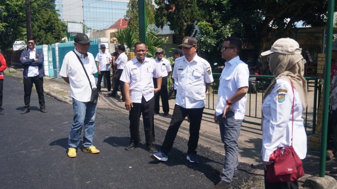 Peningkatan Jalan Imam Bonjol dan Jalan Diponegoro Segera Selesai, Wali Kota Pekalongan Aaf Lakukan Monitoring Langsung