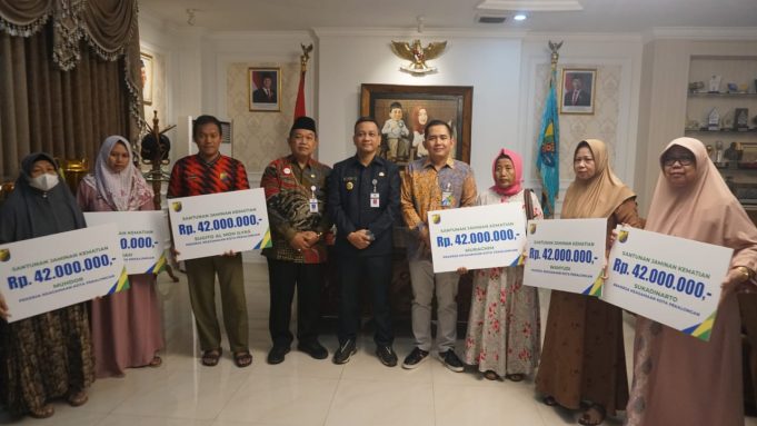 Pemkot Pekalongan Salurkan Santunan Kematian Takmir Masjid dan Lebe Lewat Program Batik Berlian