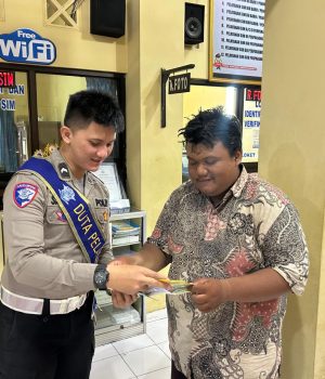 Satlantas Polres Pekalongan Kota Beri Edukasi, Prosedur Pembuatan dan Perpanjangan SIM