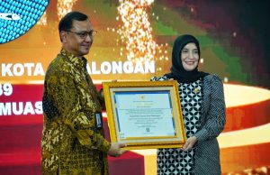 Pemkot Pekalongan Terima Anugerah Pengawasan Kearsipan