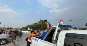Nyelonong Lampu Merah, Pengendara Motor Tewas Disruduk Fortuner di Perempatan Exit Tol Batang-Pemalang