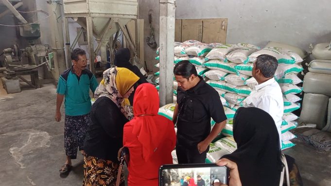 Pastikan Harga Beras Tak Melebihi HET, Satgas Pangan Polres Pekalongan Kota Cek ke Sejumlah Rice Mill dan Pasar