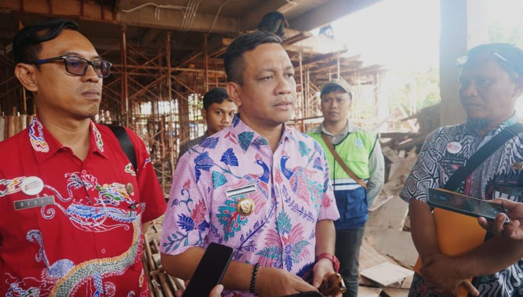 Proyek Pembangunan Gedung Inspektorat Molor. Inilah Kata Walikota Pekalongan?