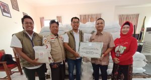 Bulog Tegal Salurkan Bantuan 13,195 Ton Beras Bagi Korban Banjir Pekalongan. Walikota Aaf : Sangat Membantu Ditengah Tanggap Darurat Banjir