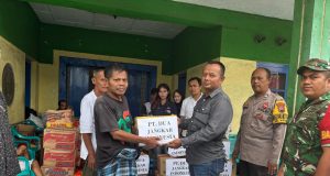 PT Dua Jangkar Indonesia Bantu Korban Banjir di Pekalongan, Serahkan Bantuan ke Dapur Umum di Gedung Kopindo