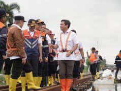 Menteri Perhubungan dan Wali Kota Pekalongan Tinjau Jalur Kereta Terdampak Banjir, Pastikan Perjalanan Penumpang Aman
