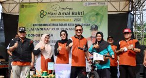 Jalan Sehat Kerukunan Meriahkan HAB ke-80 Kemenag. Walikota Aaf : Keberagaman di Kota Pekalongan Tetap Terjaga