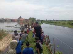Walikota Aaf Apresiasi Warga yang Rela Libur Bekerja untuk Gotong Royong Menambal Tanggul Sungai Bremi yang Jebol