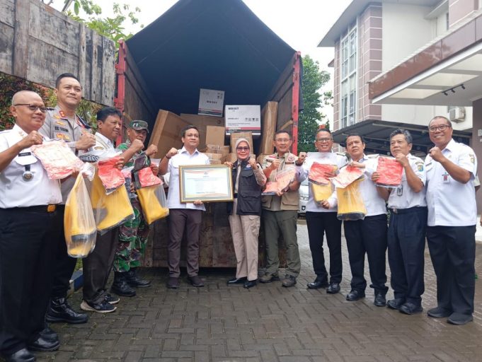 BNPB Salurkan Bantuan Logistik dan Peralatan. Walikota Aaf : Alhamdulillah, Usulan Dipenuhi 100 Persen