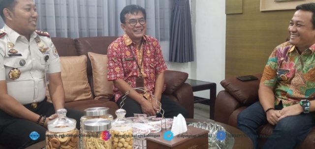 eab149e2-4d36-4536-855a-a91e1b65c822