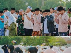 Sholat Idul Fitri Berlangsung Khidmat, Wali Kota Pekalongan Ajak Warga Rayakan Lebaran Secara Aman dan Positif
