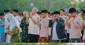Sholat Idul Fitri Berlangsung Khidmat, Wali Kota Pekalongan Ajak Warga Rayakan Lebaran Secara Aman dan Positif