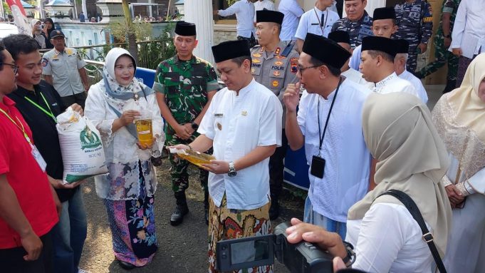 Hari Jadi ke-120, Pemkot Pekalongan Salurkan Bantuan Pangan Untuk Puluhan Ribu KPM