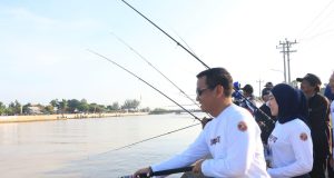 Ribuan Peserta Ramaikan Lomba Mancing Wali Kota Cup II Hari Jadi ke-120 Kota Pekalongan