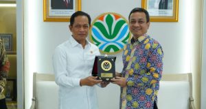 Pekalongan Raya Siap Bangun PSEL, Walikota Pekalongan Aaf Serahkan Surat Kesiapan ke Menteri LH