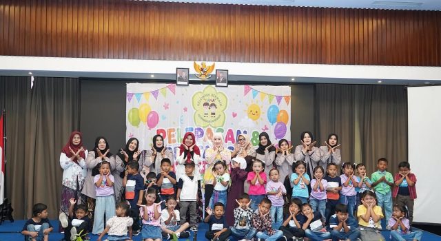 Bunda PAUD Kota Pekalongan Hadiri Pelepasan KB PAUD Kana