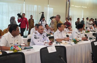 Pemkot Pekalongan Menyatakan Proyek Tanggul Laut Ubah Pesisir Lebih Produktif