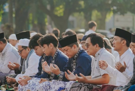 Sholat Iduladha di Lapangan Mataram Berlangsung Khidmat, Wali Kota Ajak Warga Teladani Semangat Pengorbanan